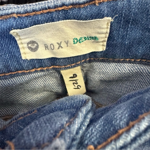 Roxy denim shorts logo on back pockets cute beachy waist band patchwork beach - Picture 10 of 10